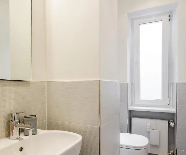 Welcome Place D'armes I Appartement *