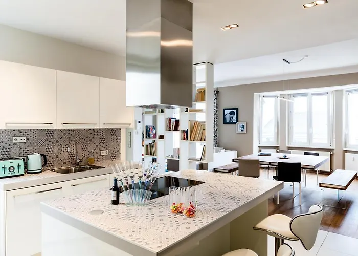 Welcome Place D'armes I Appartement